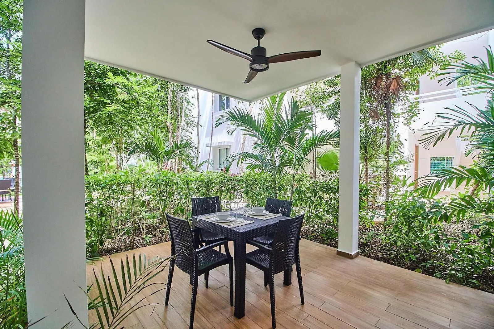 Premium Apartment With Pools, Gym, Yoga Deck & Bbq Grill In Gated Condominium Tulum