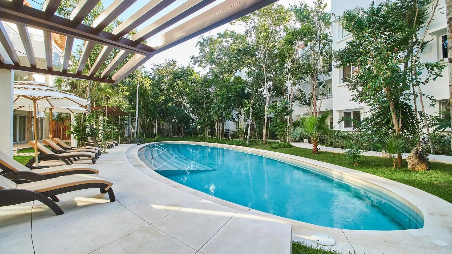 Premium Apartment With Pools, Gym, Yoga Deck & Bbq Grill In Gated Condominium Tulum 0*,  Mexico
